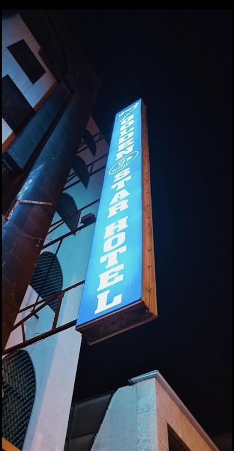 Golden Star Hotel 두바이 외부 사진